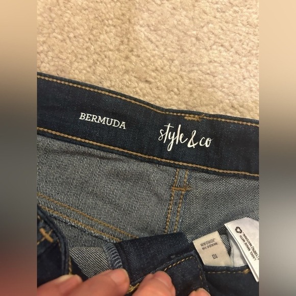 NWT - Style & CO. Size 10 Summer Vacation Bermuda Short Jean Denim - Picture 2 of 6